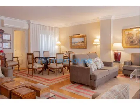 Flat / apartment in Calle Núñez de Balboa, Recoletos, Madrid
