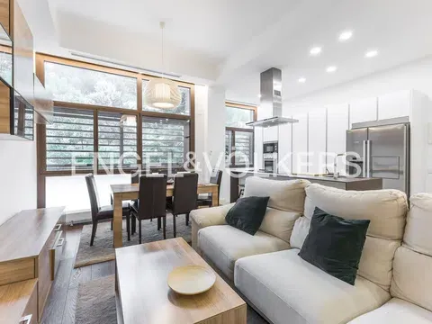 Duplex in Jerónimos, Madrid