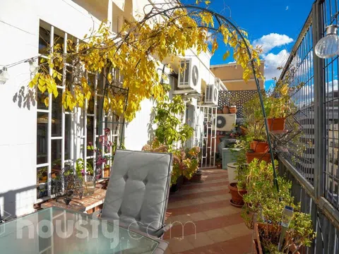 Penthouse in Calle de Fernando el Católico, Gaztambide, Madrid