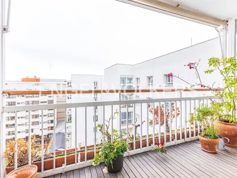 Flat / apartment in Calle de José Abascal, Almagro, Madrid