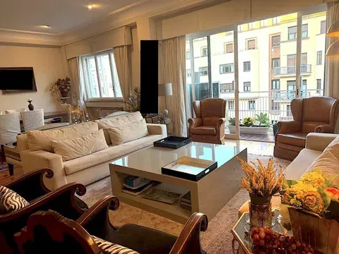 Flat / apartment in Almagro, Madrid