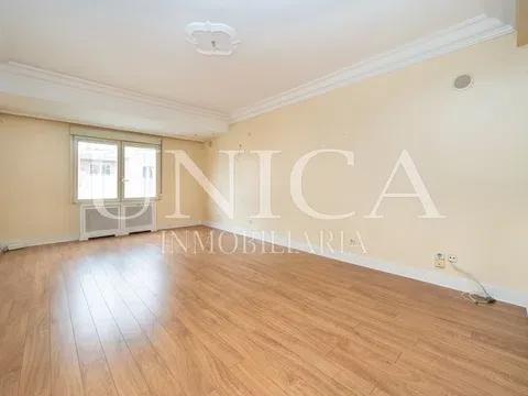 Flat / apartment in Almagro, Madrid