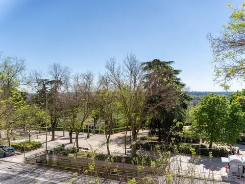 Flat / apartment in Paseo del Pintor Rosales, Argüelles, Madrid