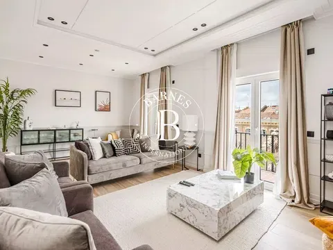 Flat / apartment in Calle de José Abascal, Almagro, Madrid