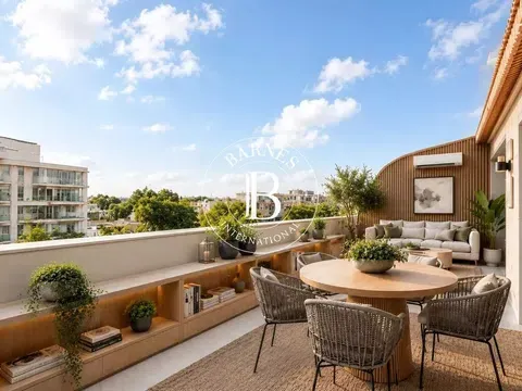 Duplex in Calle del Príncipe de Vergara, Recoletos, Madrid